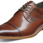 Men's lace-up Oxford shoes feature a simple and classic design suitable for both business and everyday wear, providing a comfortable feel and a stylish look.